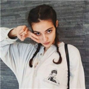 Meet your Posher, Ngo